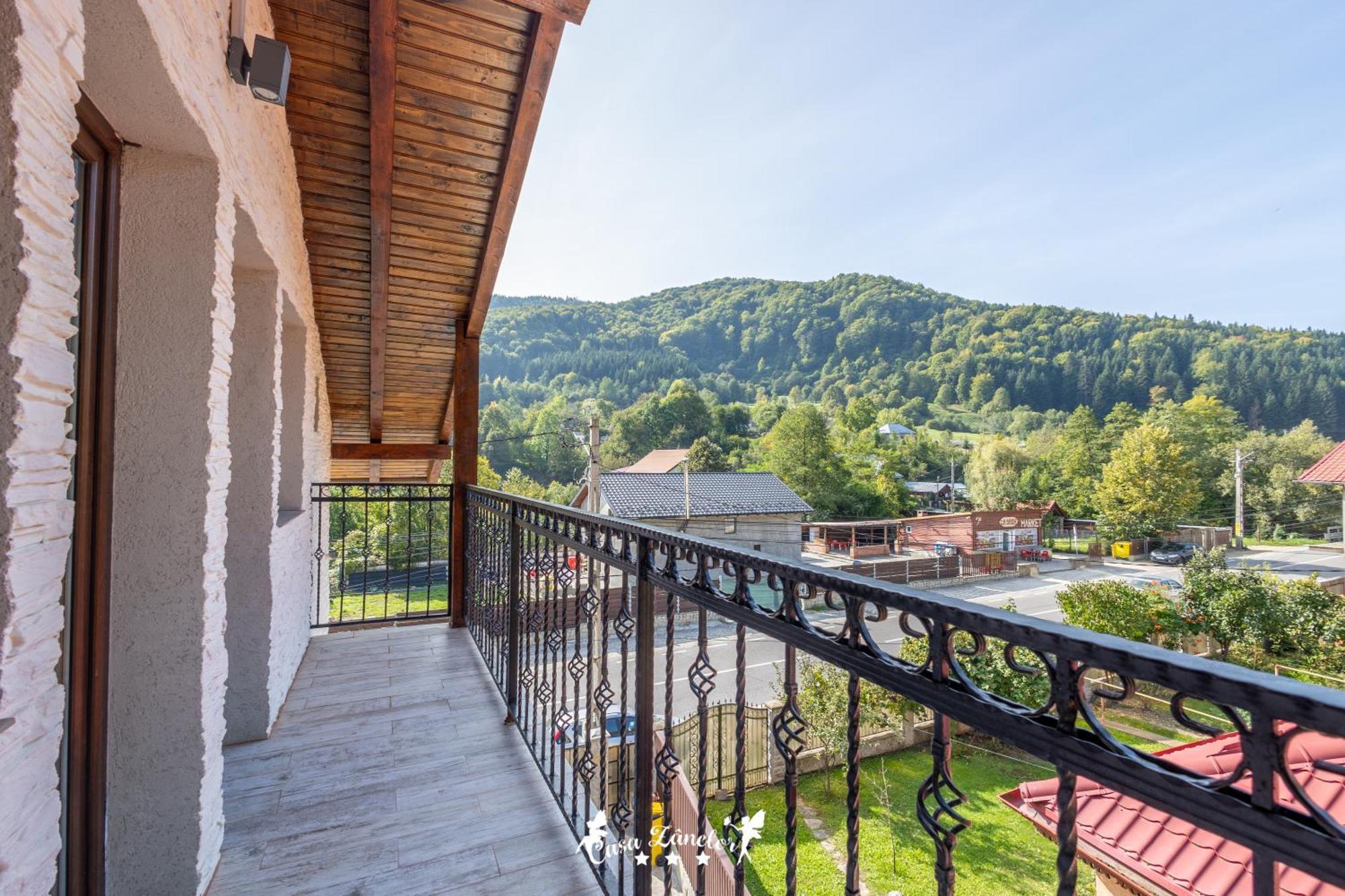 Casa Zanelor Slanic Moldova Villa Exterior photo